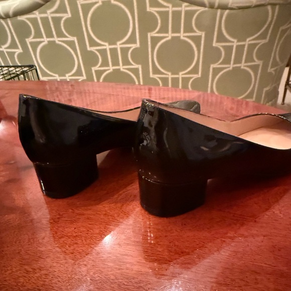 Manolo Blahnik Black Women's Shoes - Picture 4 of 7